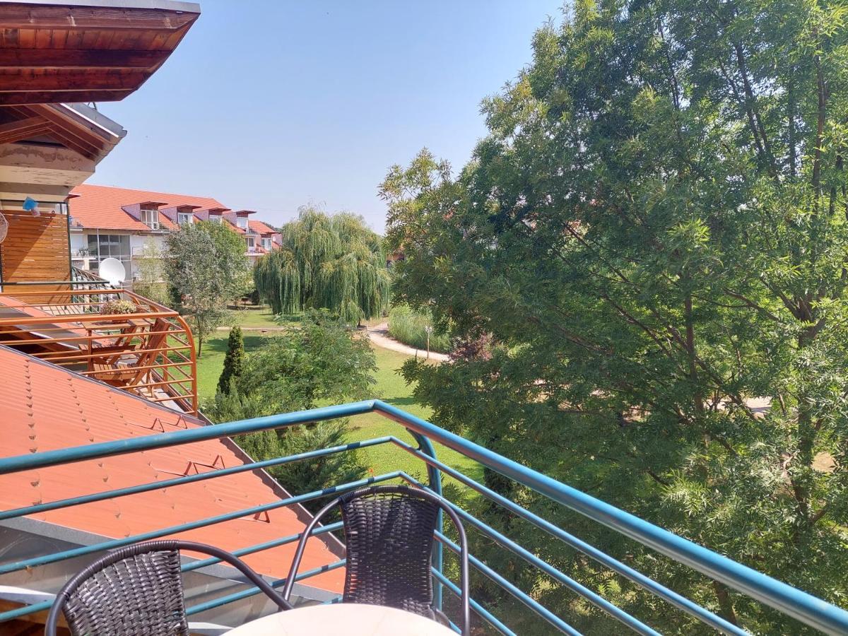 Cserke Napfeny Apartman Cserkeszőlő Exterior foto